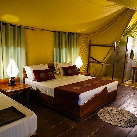 River Glamping By Gaga Bees Udawalawe Exterior foto