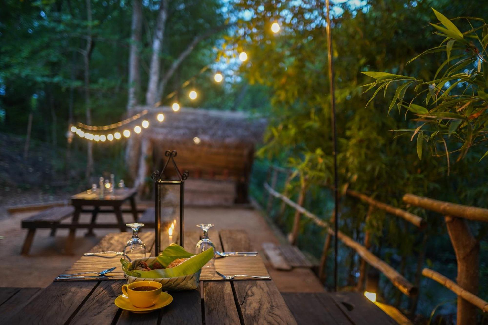 River Glamping By Gaga Bees Udawalawe Exterior foto