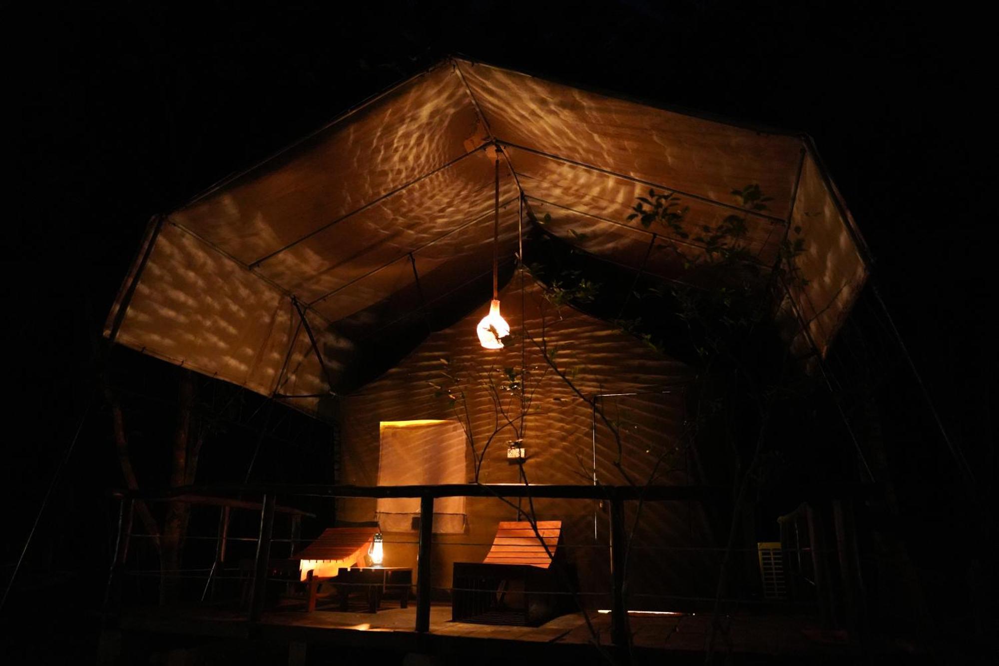 River Glamping By Gaga Bees Udawalawe Exterior foto
